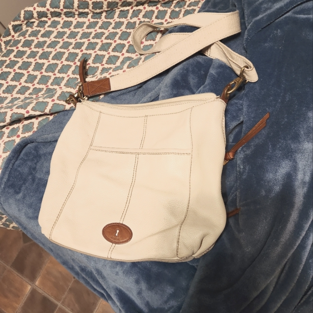 Fossil white crossbody purse